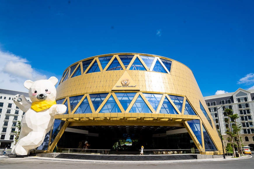 Phu Quoc United Center Teddy bear